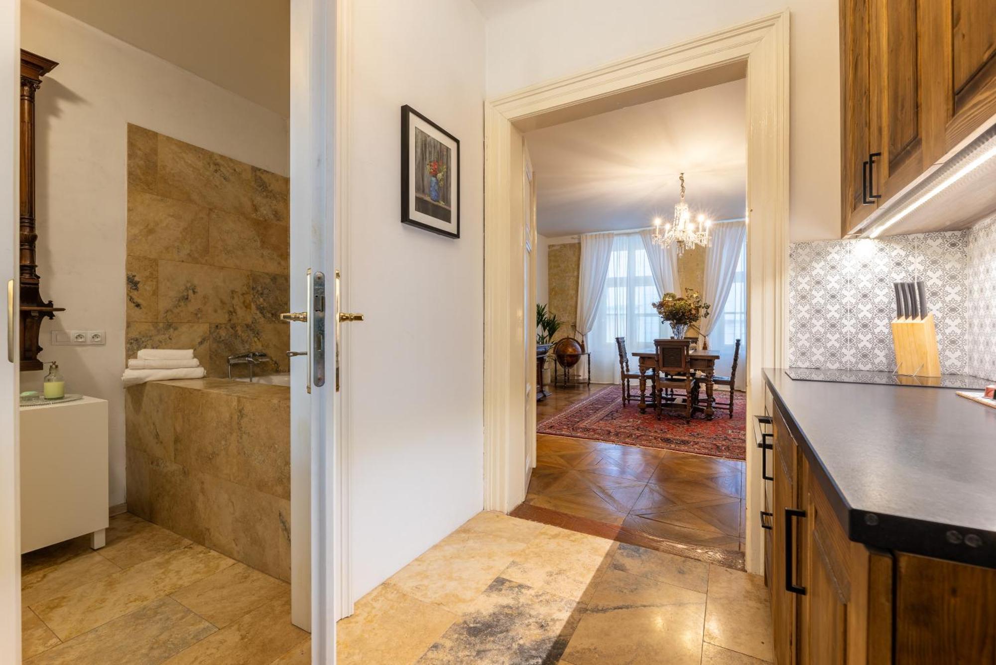 King'S Royal Apartments In City Centre Prague Exterior photo