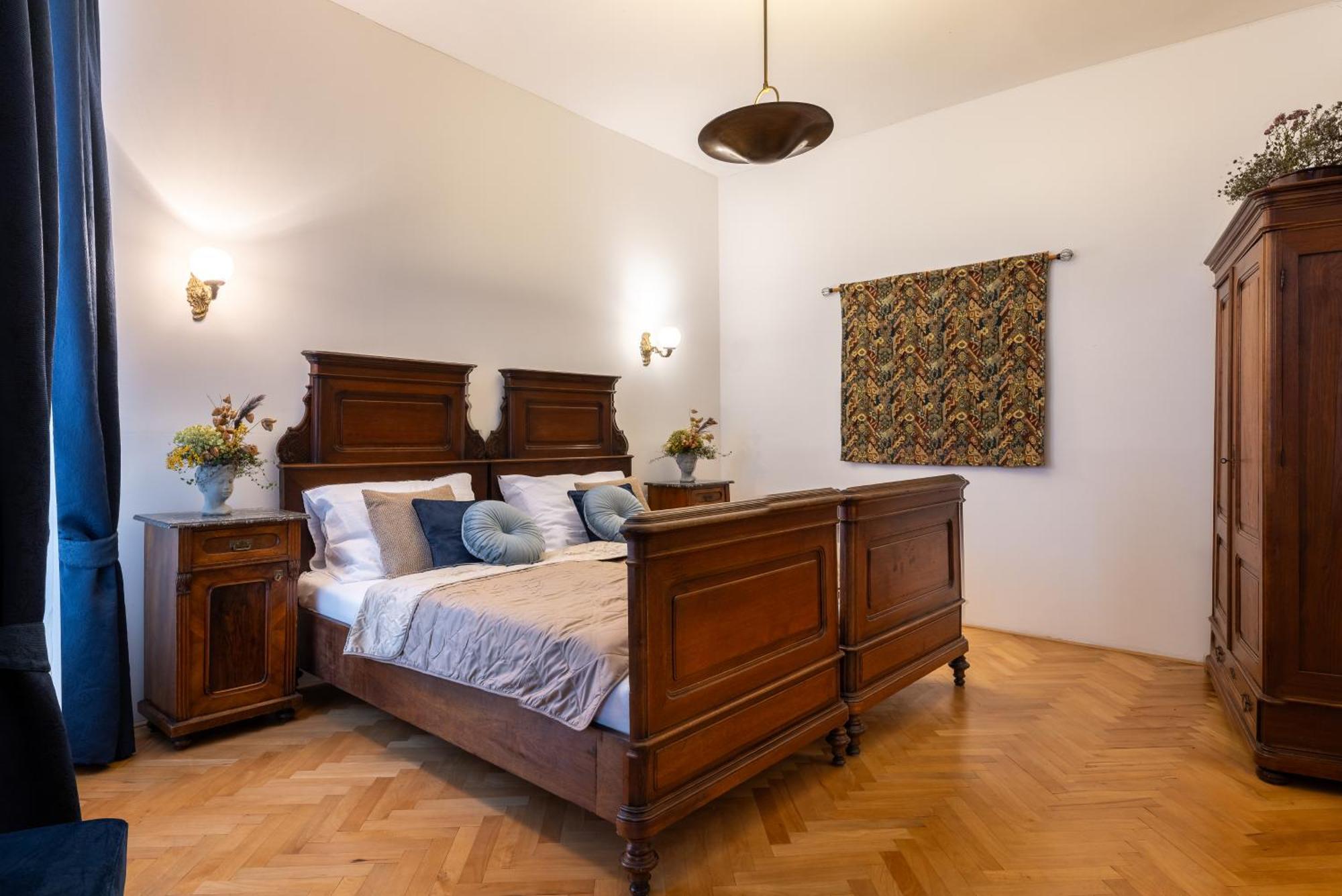 King'S Royal Apartments In City Centre Prague Exterior photo